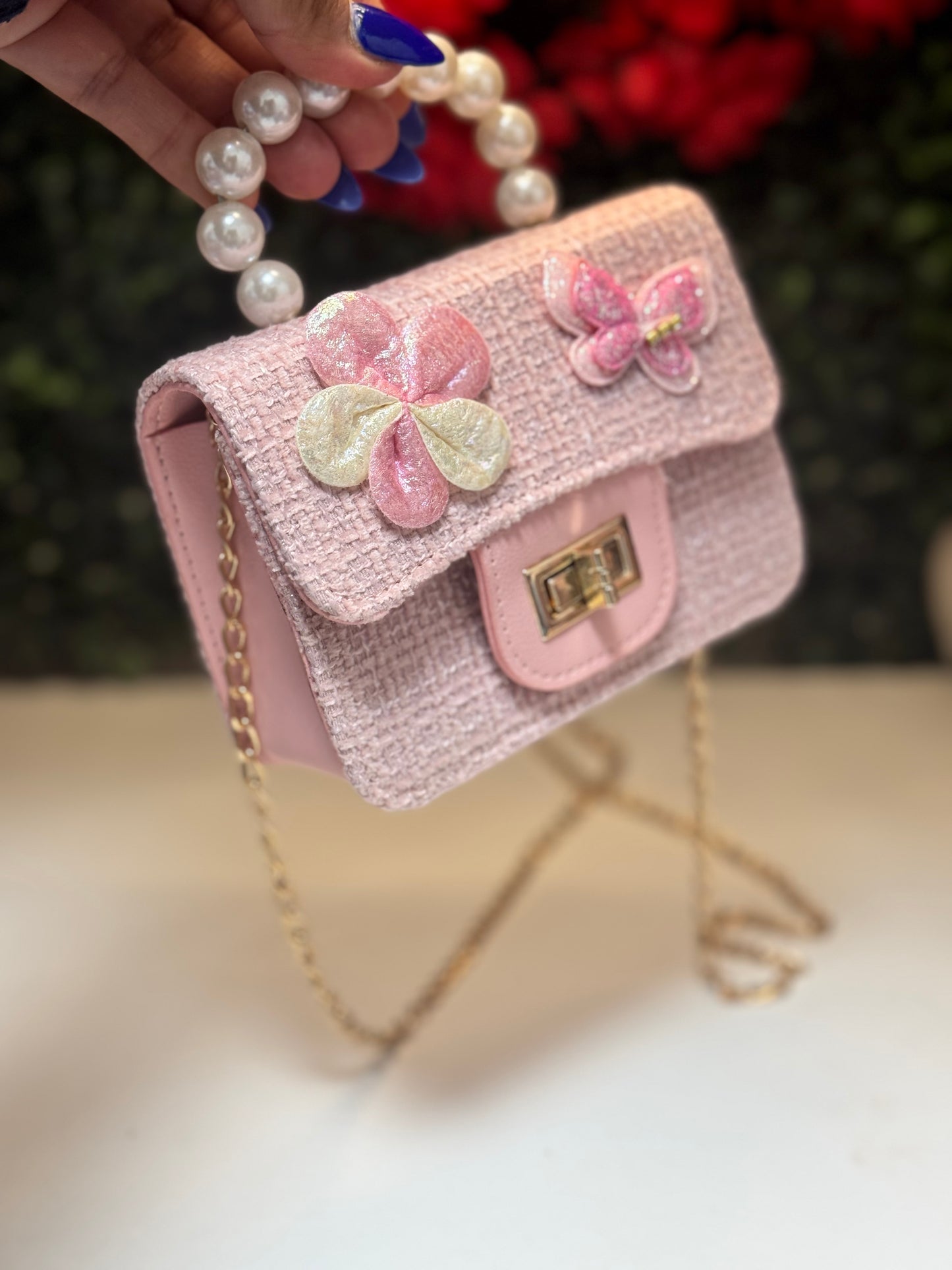 Pearly pink purse