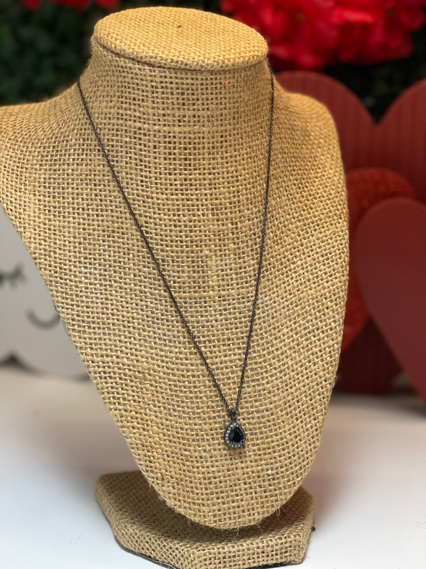 Pendant necklaces