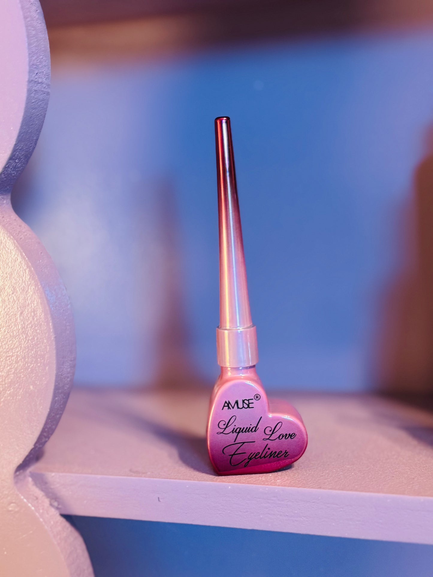 Liquid love eyeliner