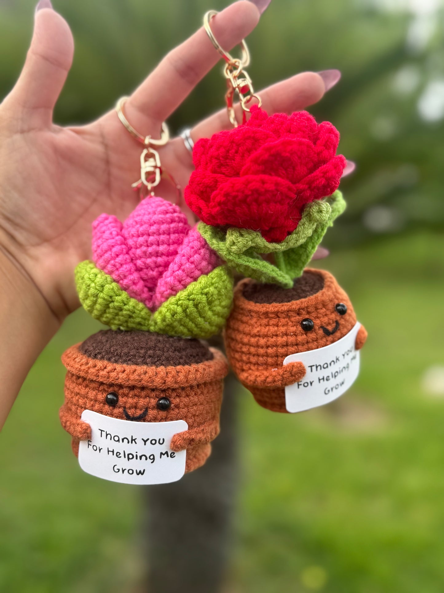Crochet flower pot