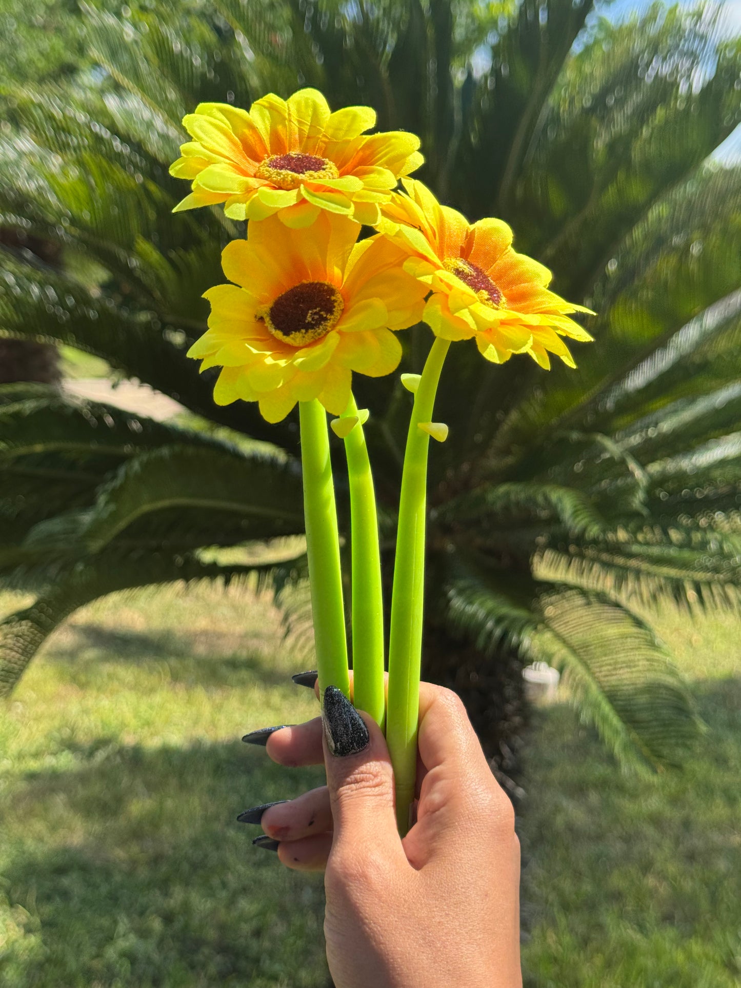 Flower pens
