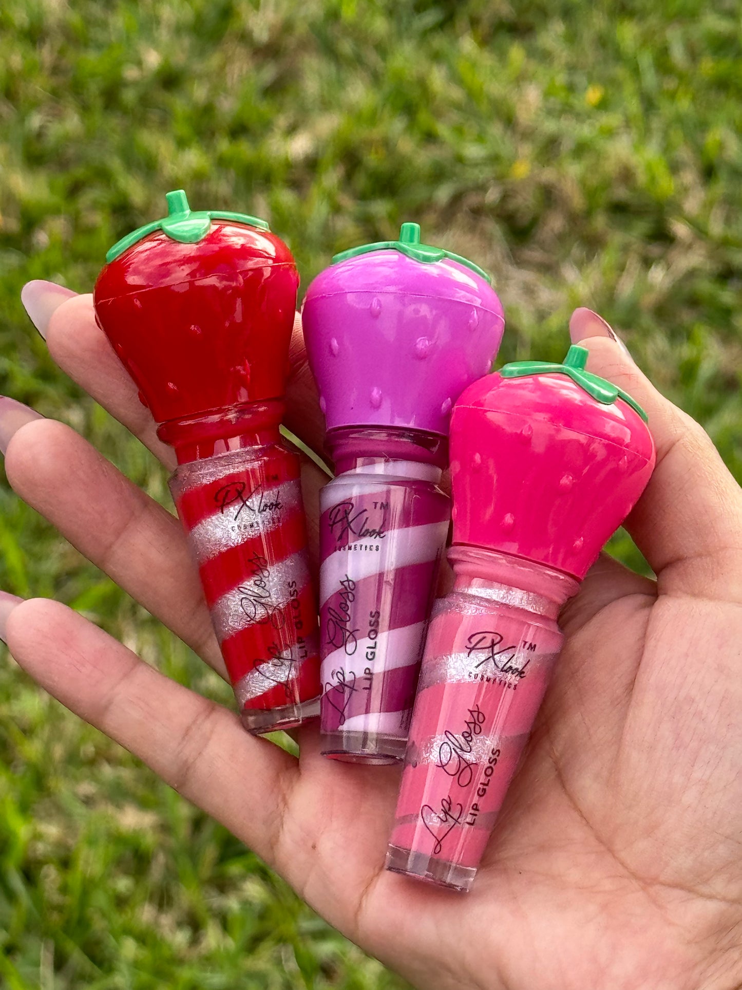 Strawberry swirl gloss