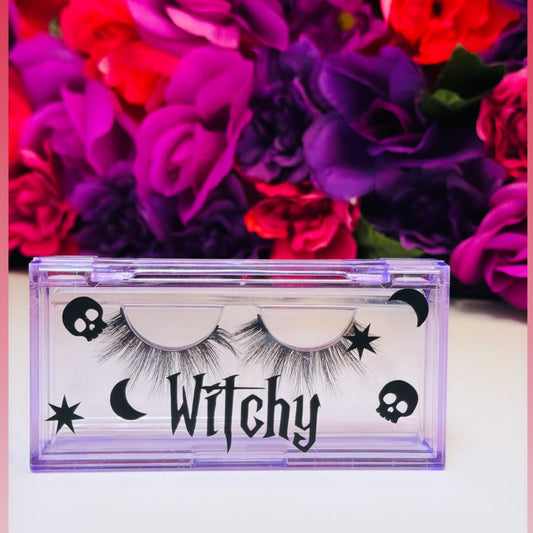Witchy lashes