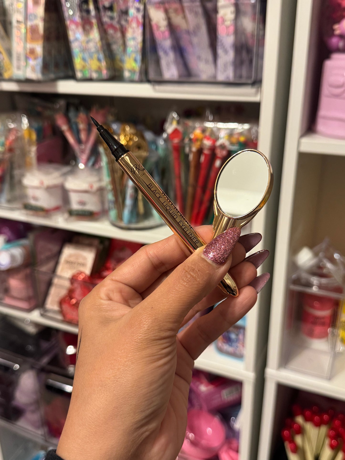 Mini vanity eyeliner