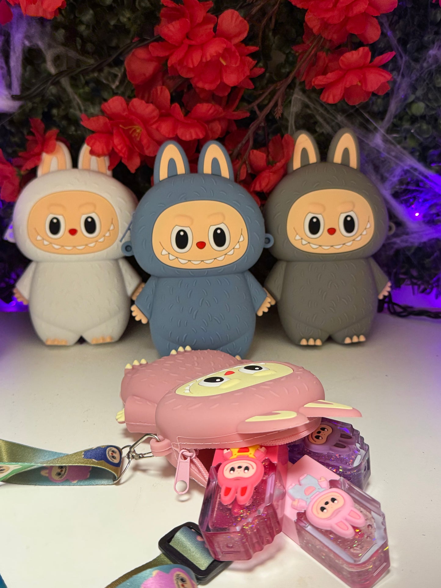 Crossbody bag & gloss