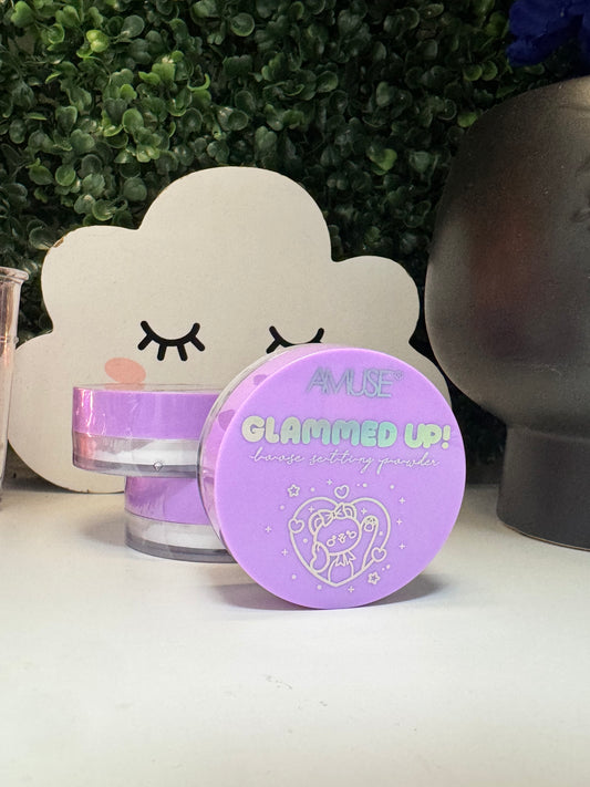 Glammed up setting powder