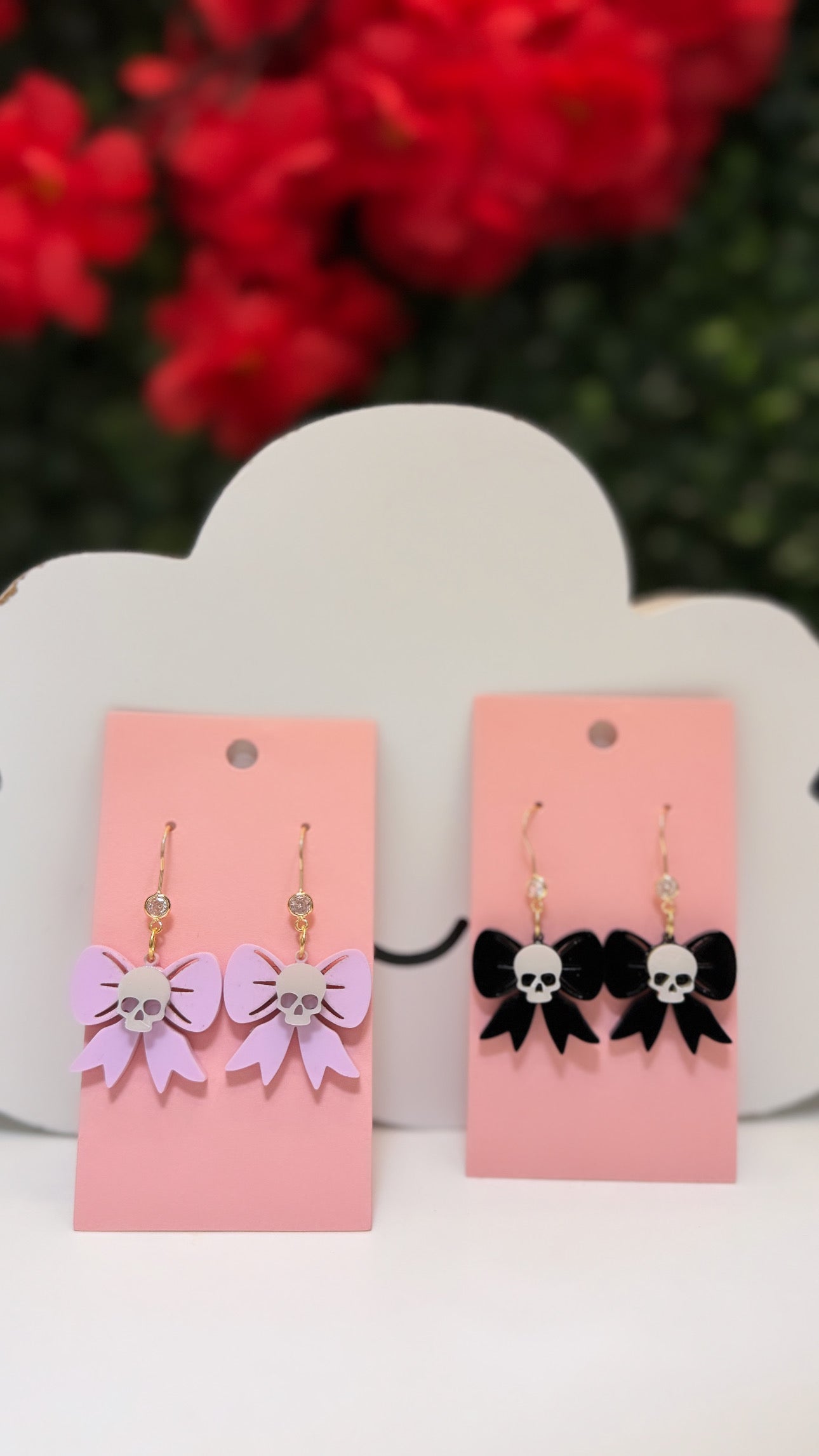 Skull bows