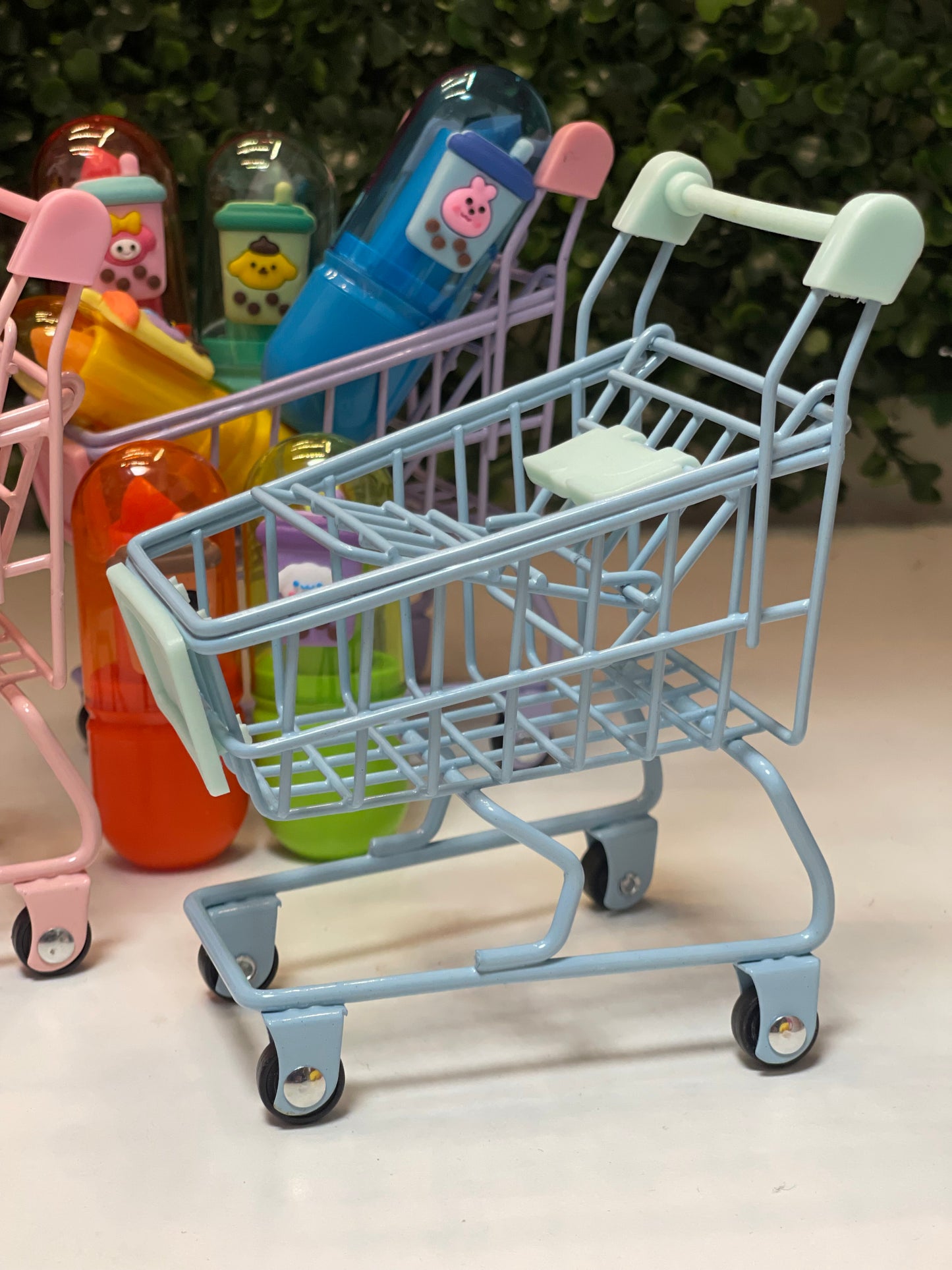 Color changing lip balm cart