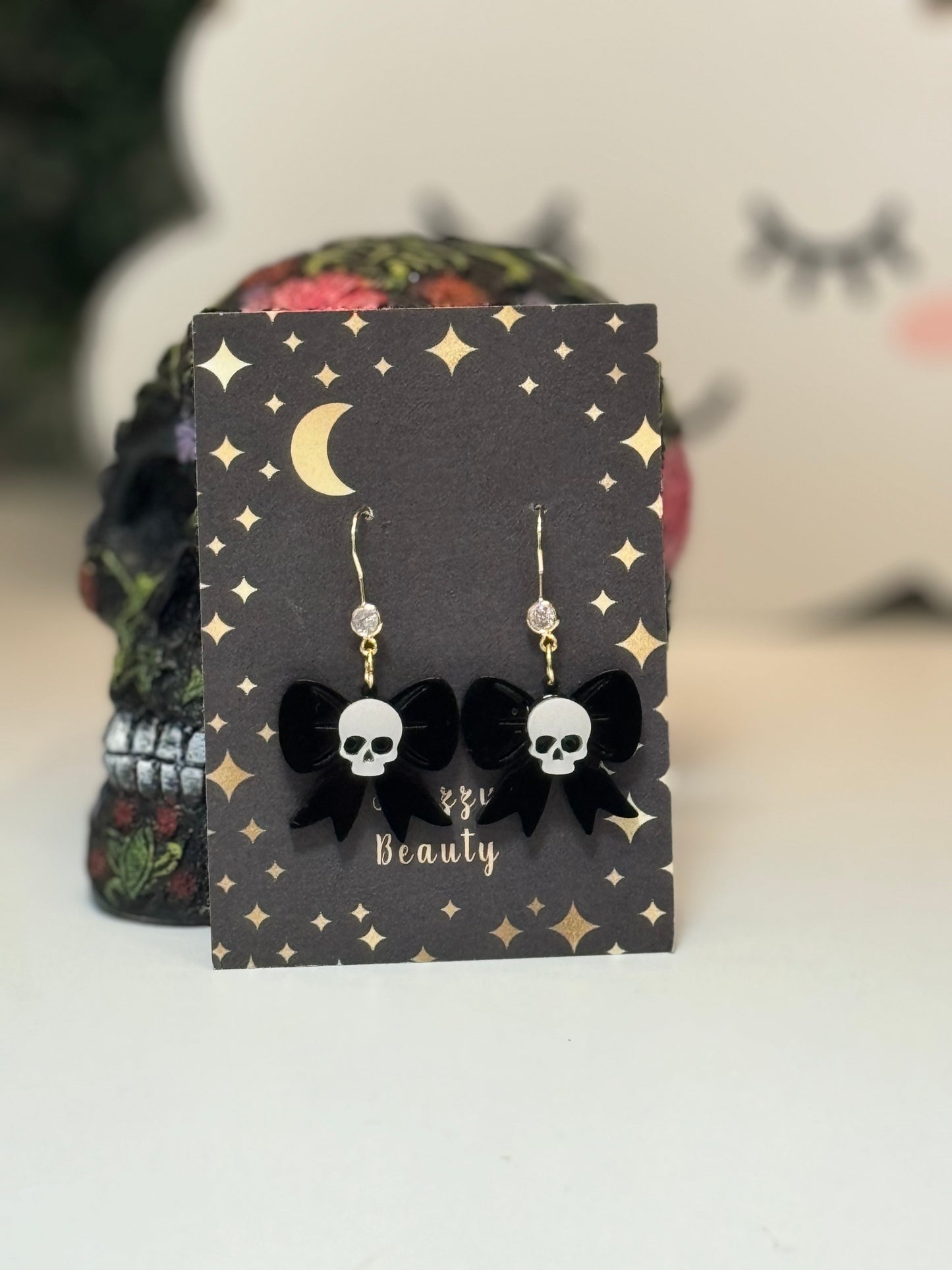 Skull bows
