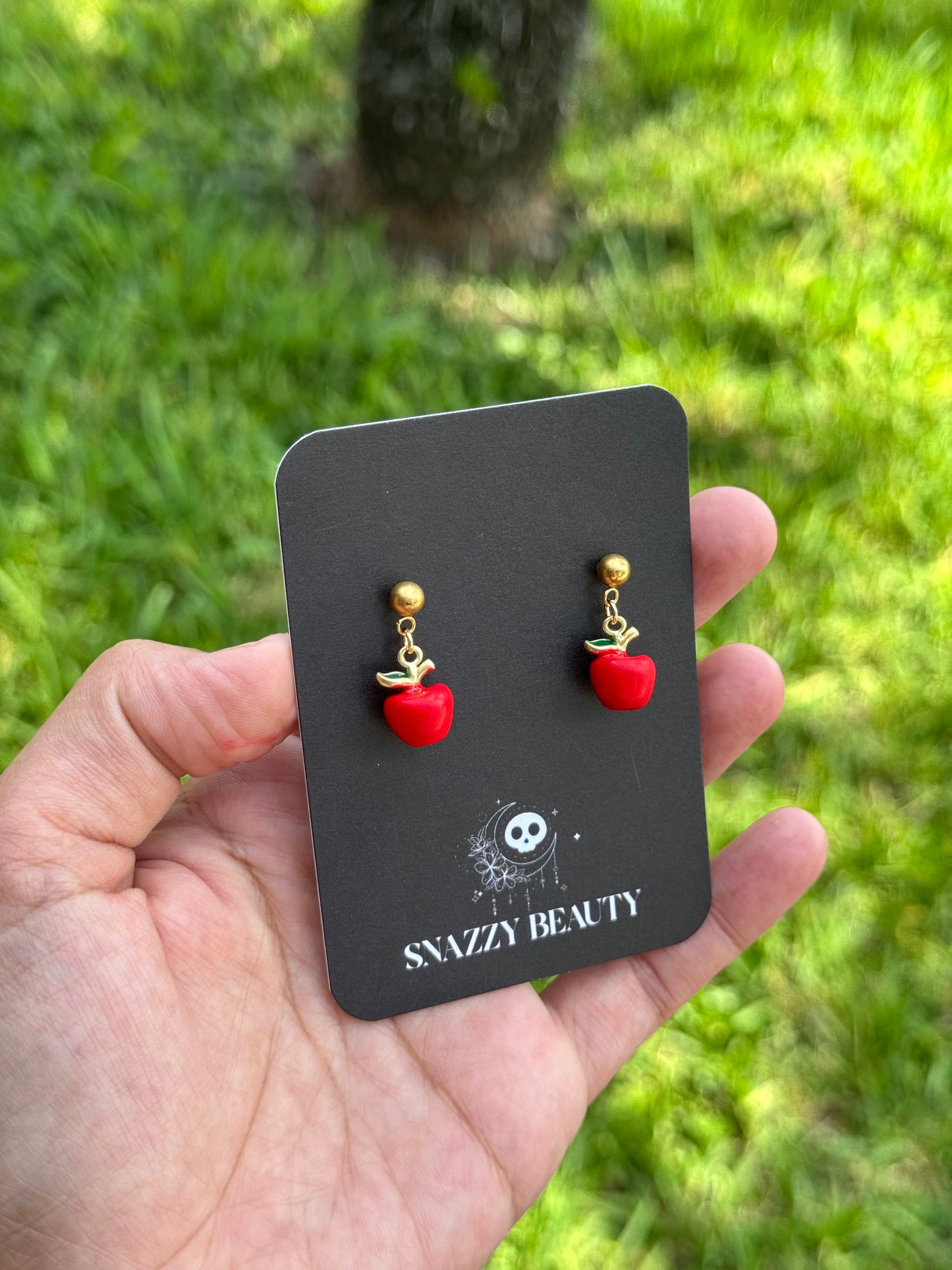 Apple studs