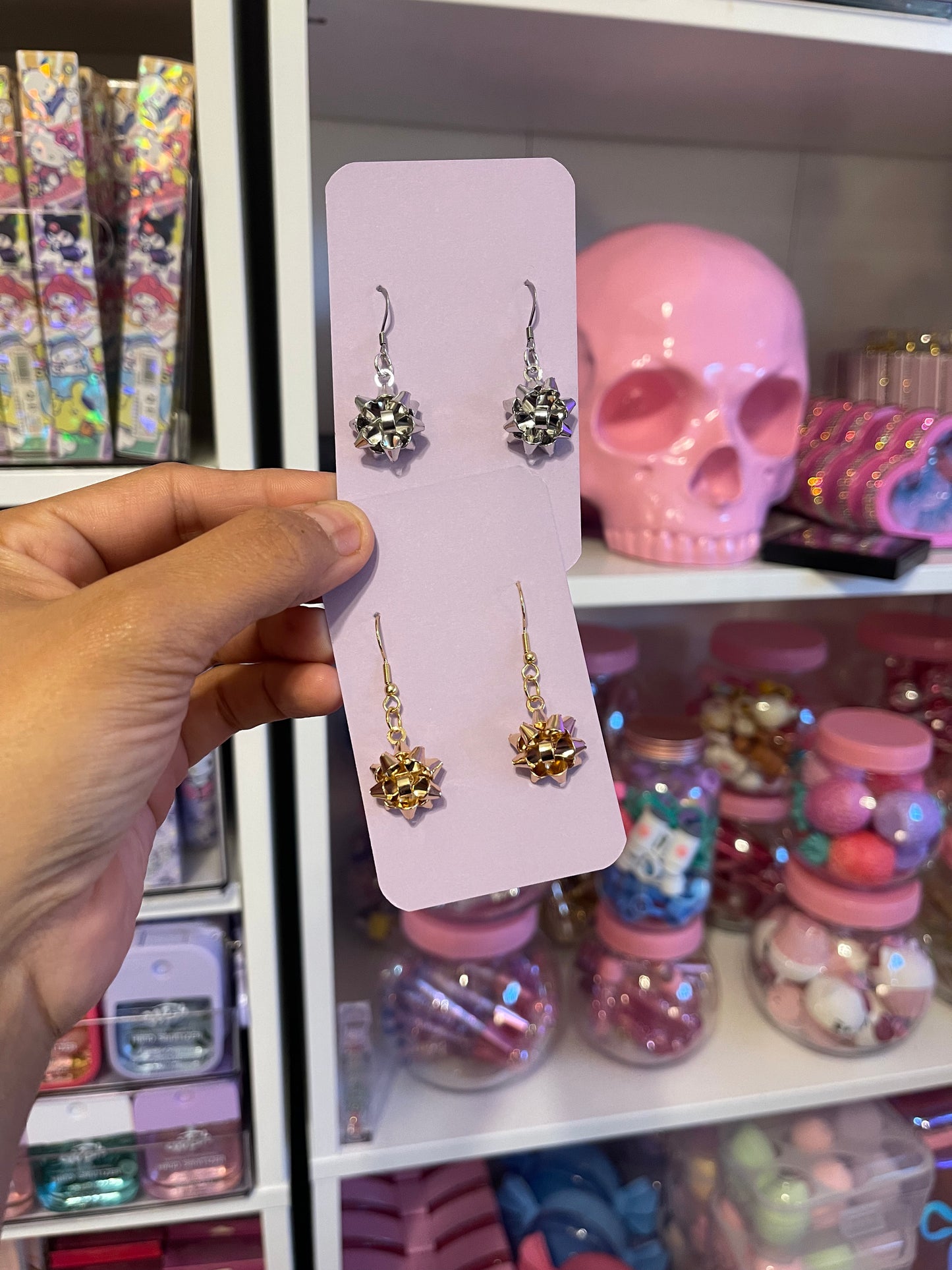 Gift bow earrings